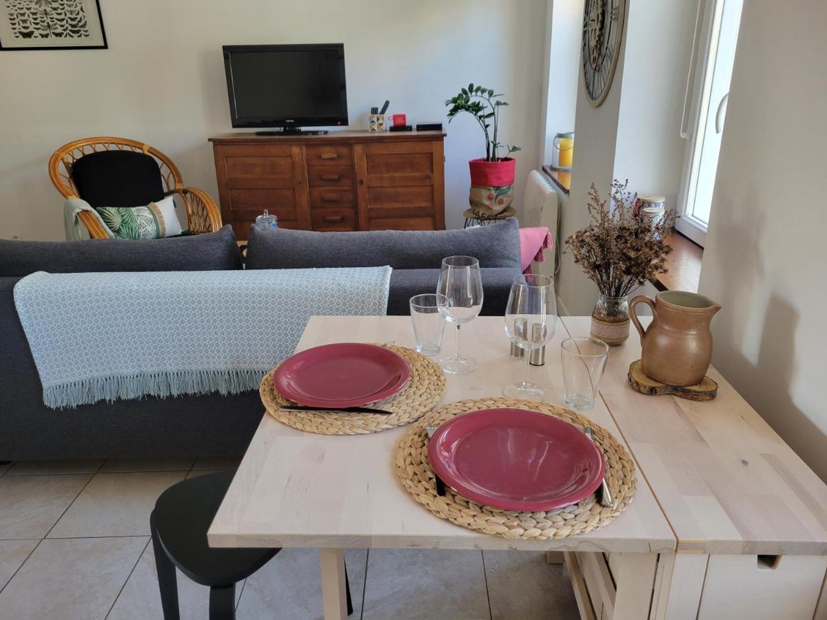 Appartement Avec Terrasse Gaillon Exterior foto